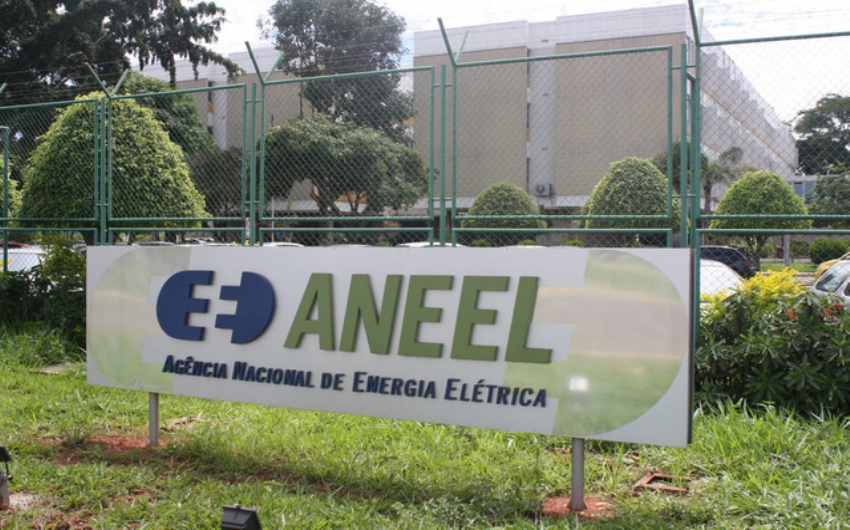 Aneel prope devoluo de R$ 50,1 bilhes nas contas de energia em cinco anos