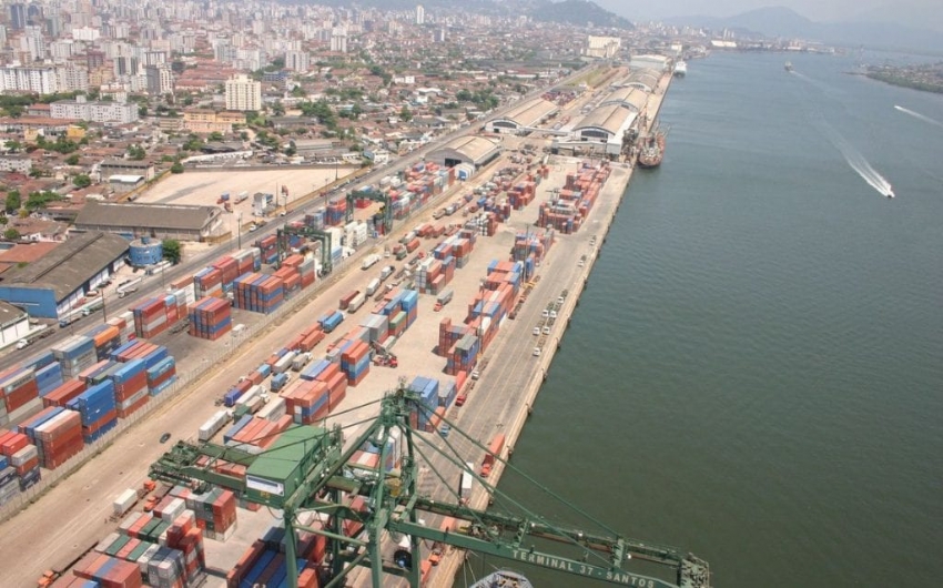 STF decide que norma que ataca guerra dos portos  constitucional