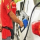 Governo vai cortar impostos sobre diesel por 2 meses; preo poder cair 10%